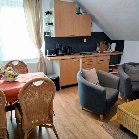 Ferienwohnung Neheim Mit Dennis Und Alexander Alexander Mit Klimaanlage Exteriör bild